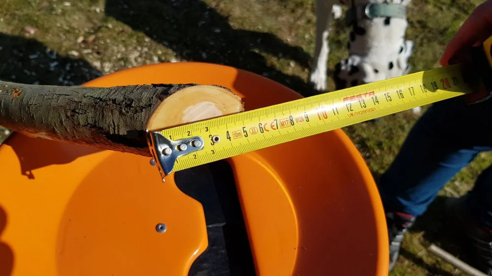 Drtič větví Vares SHARK 2,2 kW + náhradní nůž zdarma