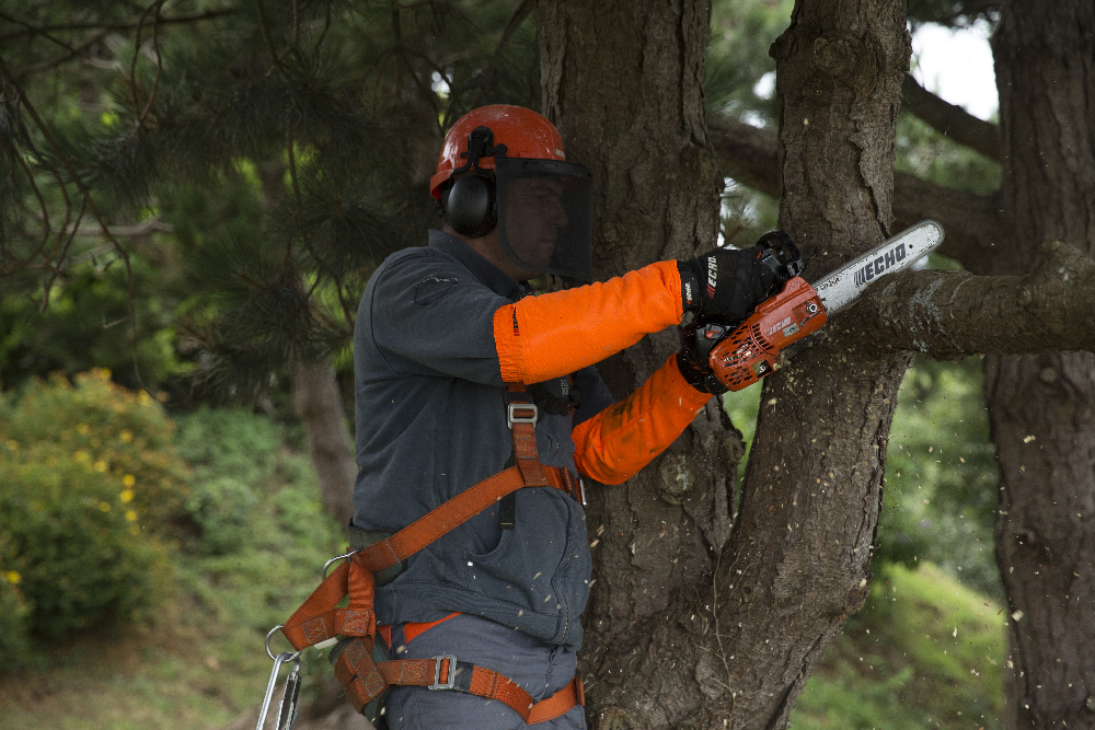 Jednoruční pila ECHO CS-2511TES